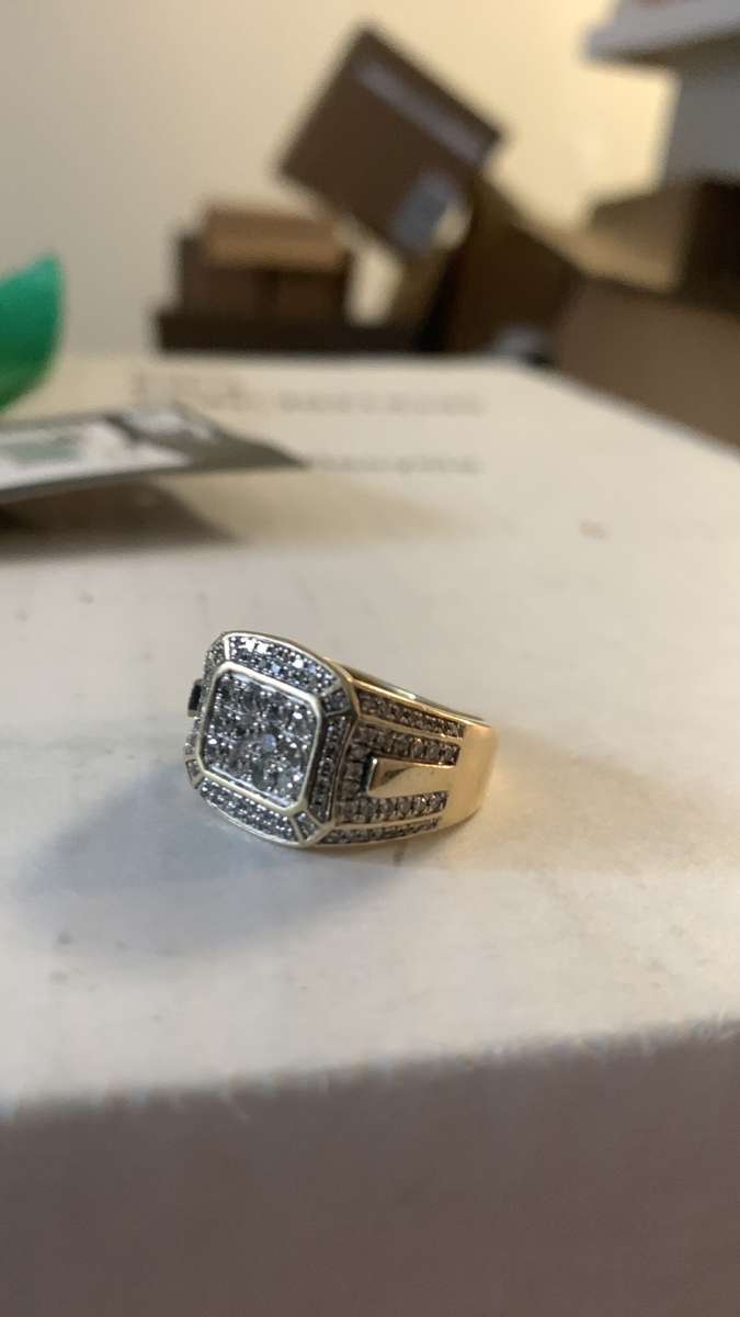 10 Karat diamond pinky ring