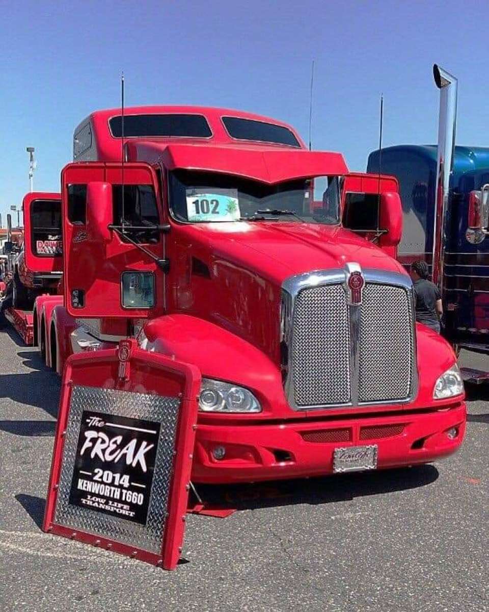 Kenworth Trucks and A Reefer