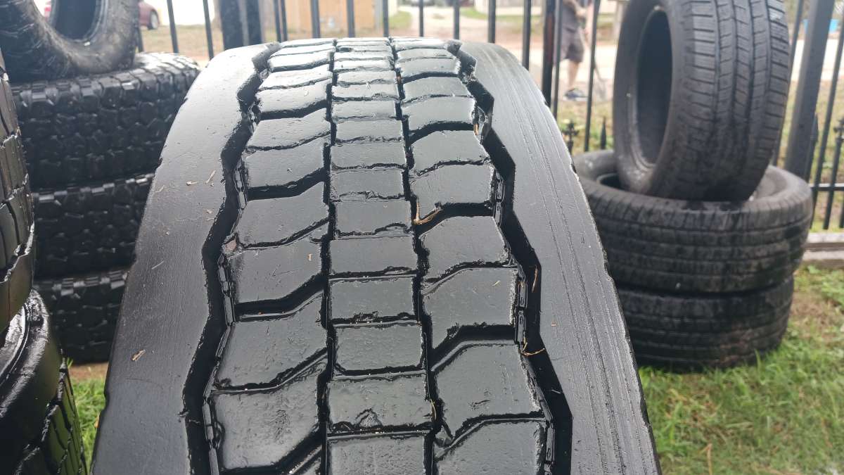 7 Goodyear Tires for Big Rig