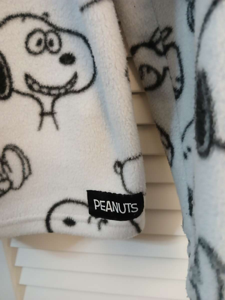 Peanut hoodie for kids Large