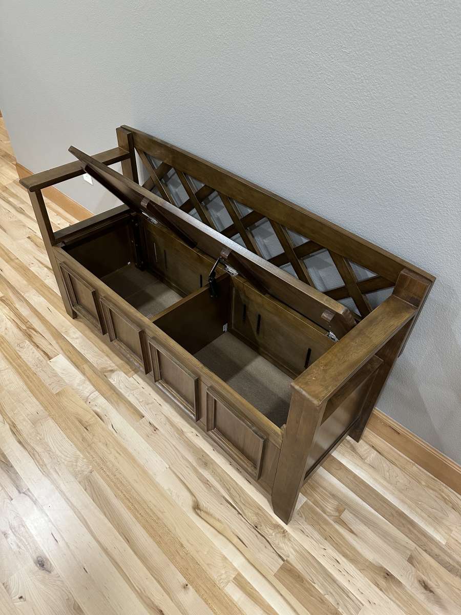 Amherst Entryway WoodStorage Bench