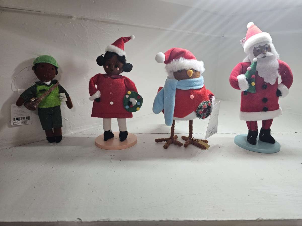 Christmas decoration lot for 25