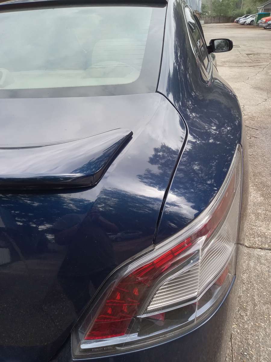 Nissan maximum