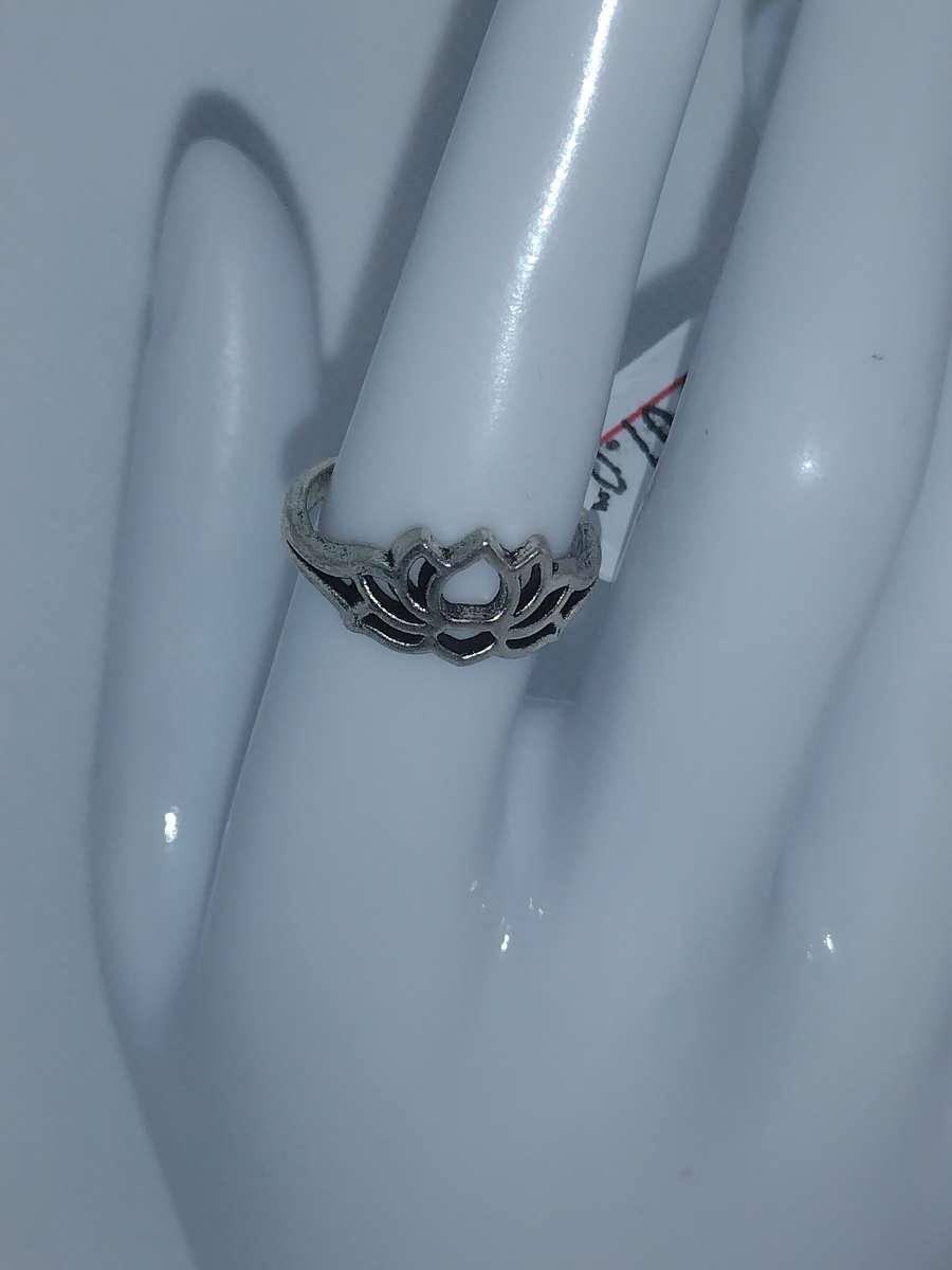 Silver Lotus Flower Ring