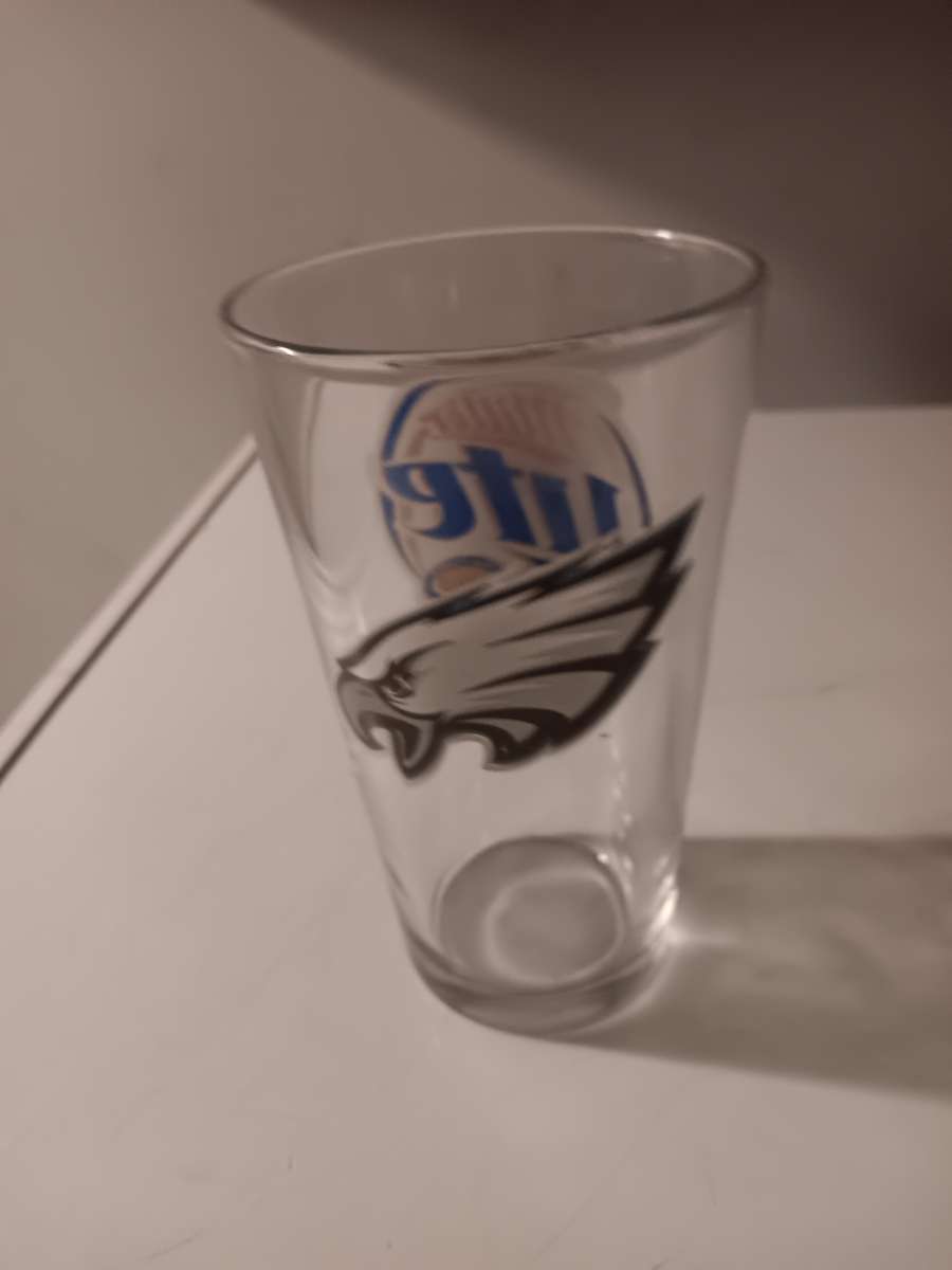 nfl Philadelphia eagles glass cup Miller lite
