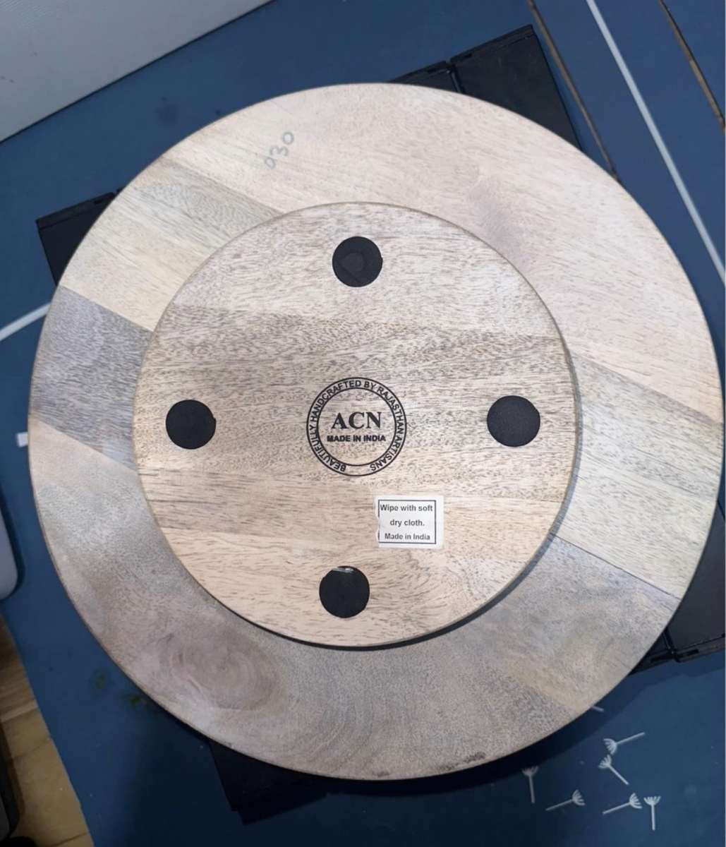 Lazy Susan turntable