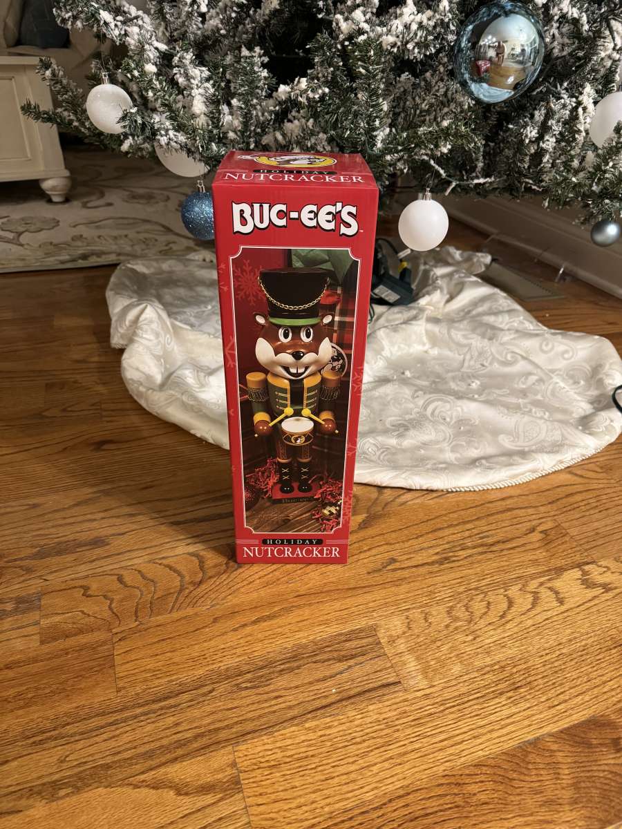 2041AIRT New 2024 Buc-ee's Christmas Nutcracker  Festive Christmas decorations collection