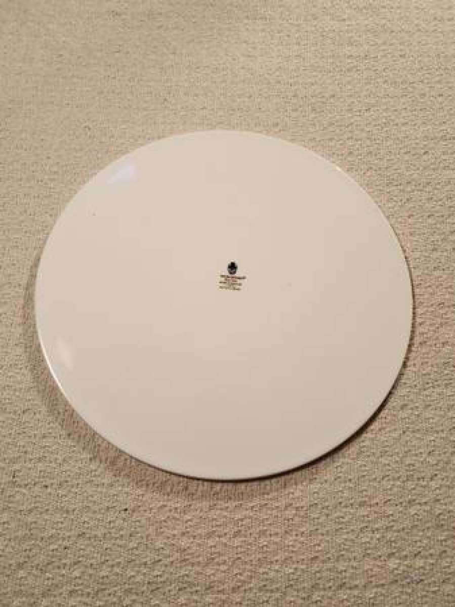 decorative cake plate