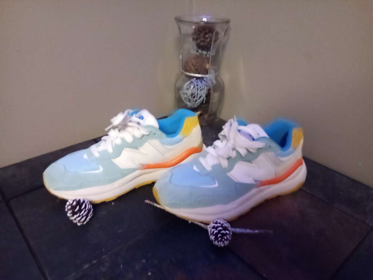 New Balances    size 9          Womens Shoes