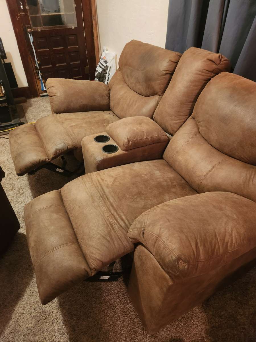 love seat  electric recliners