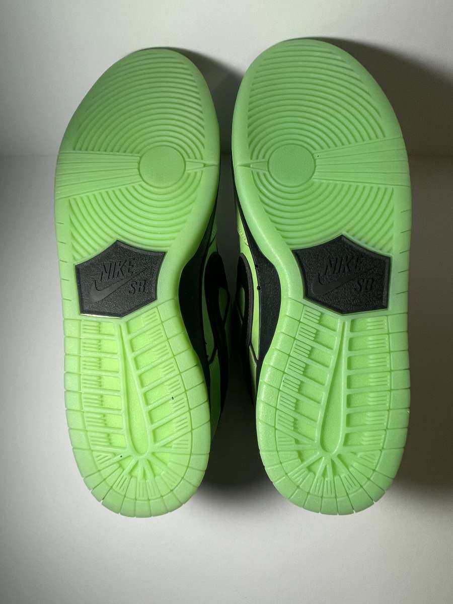 Green Powerpuff Dunks