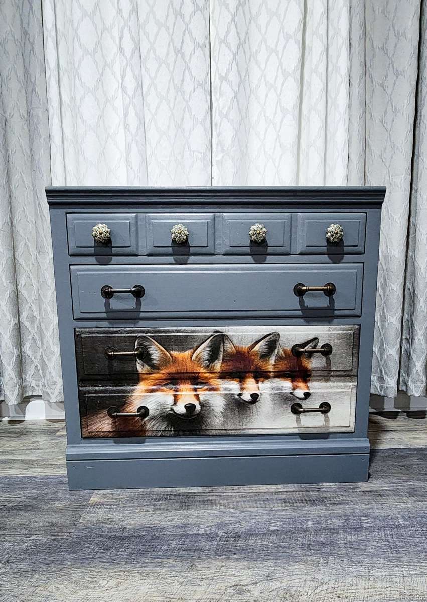 Kling Colonial 3 drawer solid wood dresser