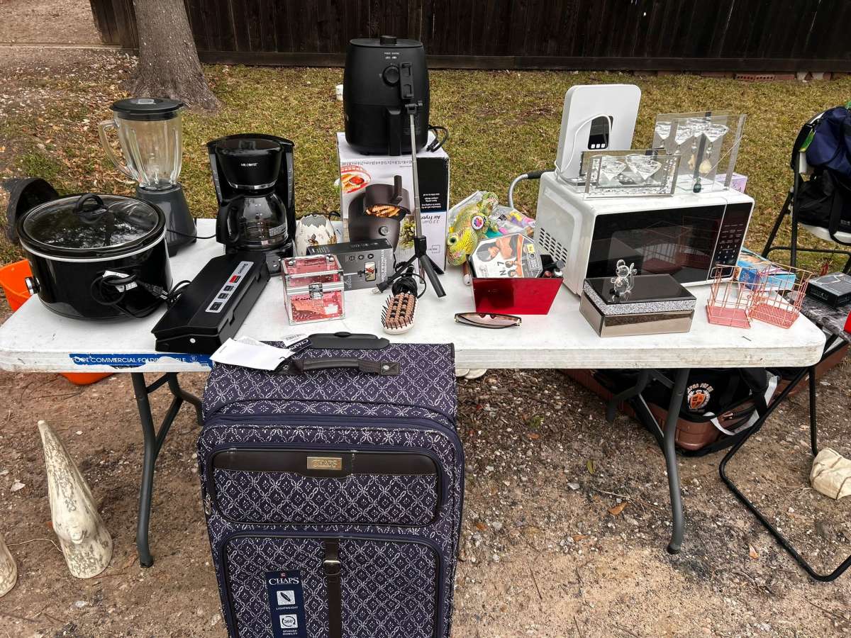 varios artculos nuevos y usados