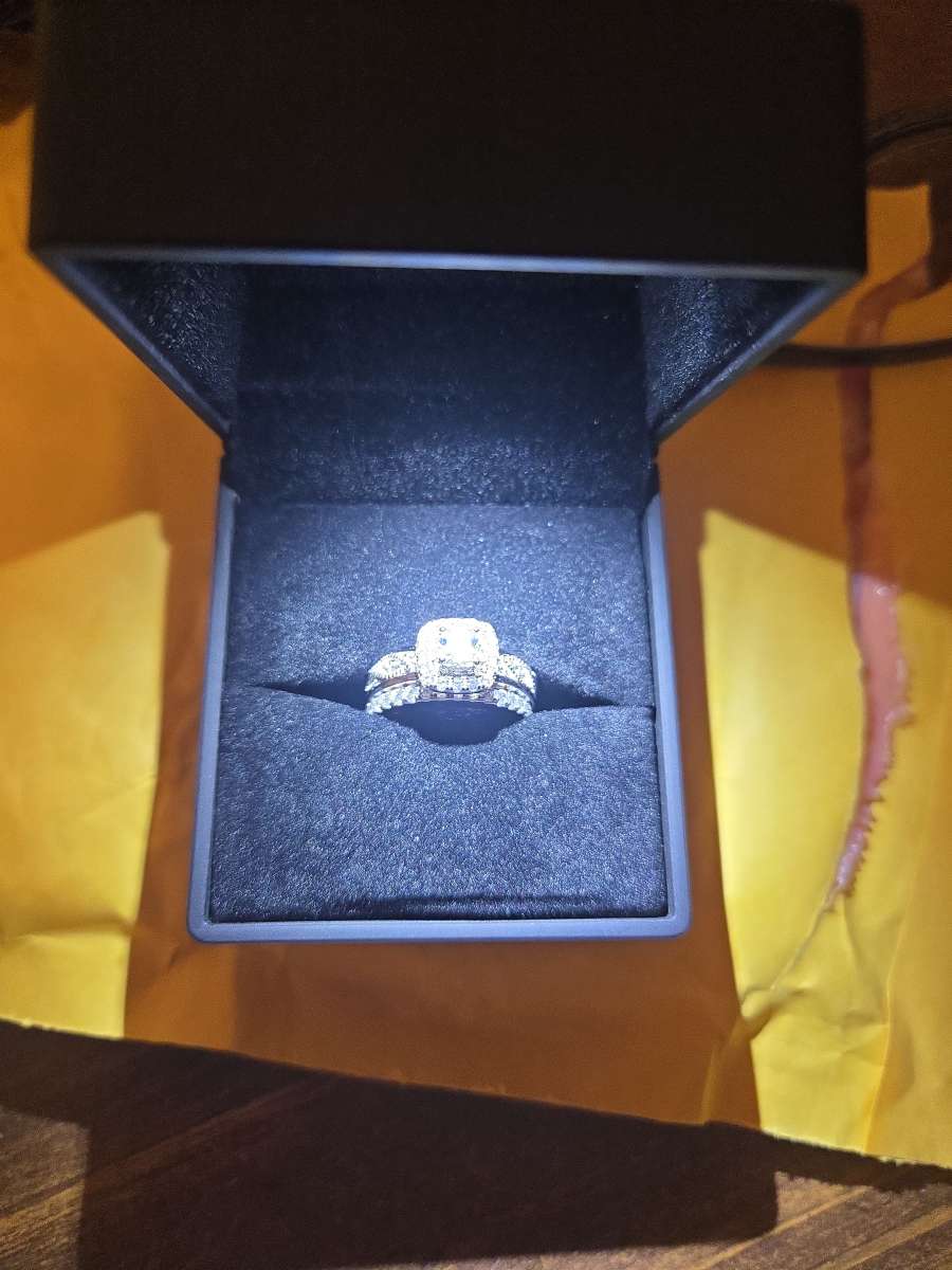 1 CT halo engagement ring set