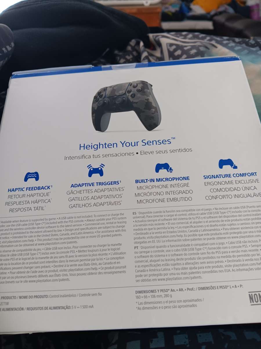 Playstation 5 camo controller brand new got wrong color