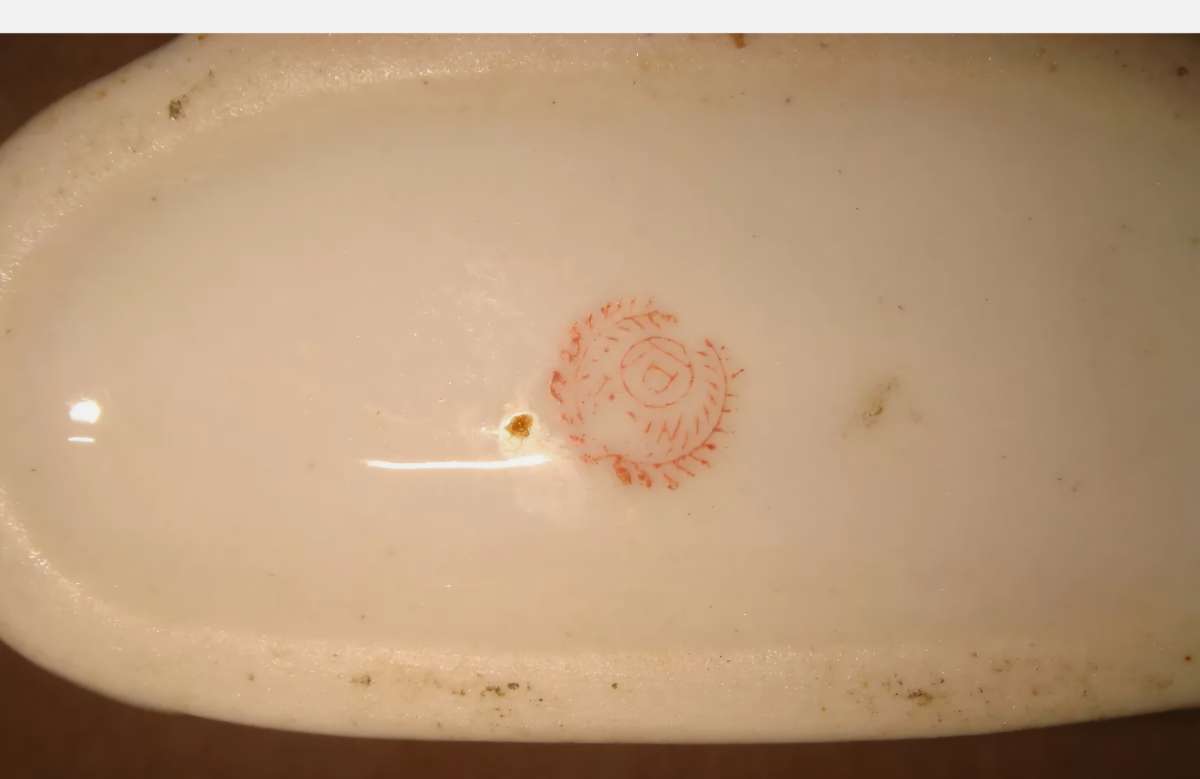 PAIR OF VTG NATIVE AMERICAN CHIEF PAINTED CERAMIC FIGURINES