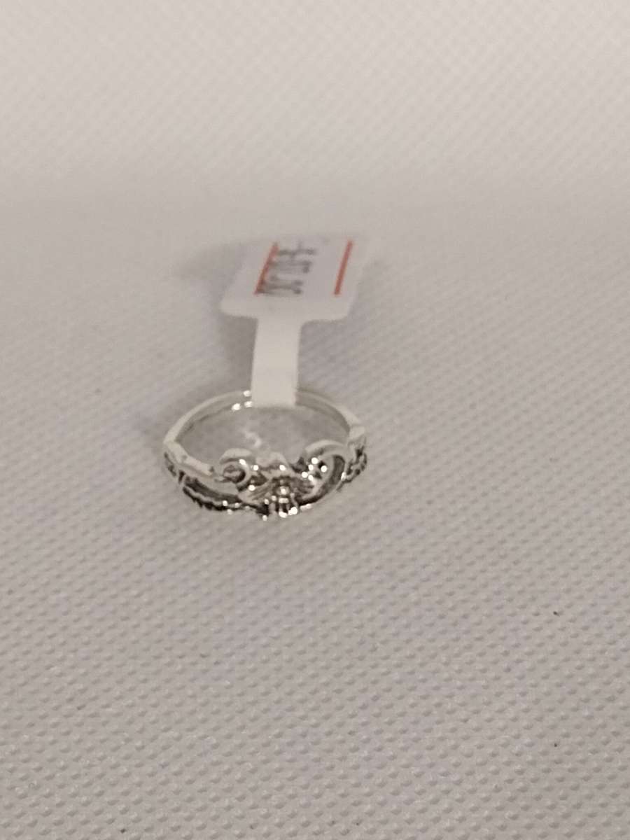 Bohemian Floral Design Silver Ring