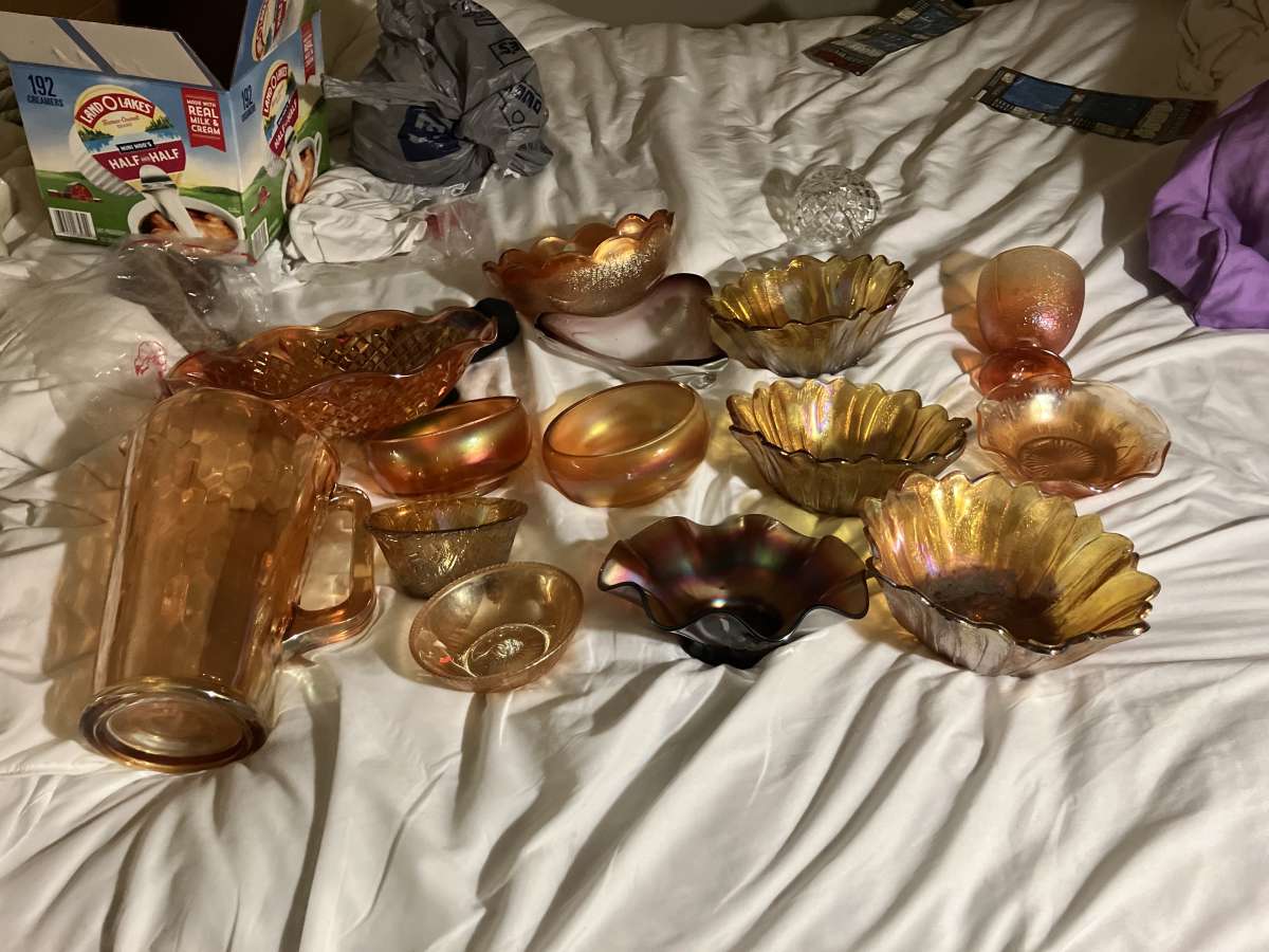 100 pieces of carnival glass Fenton and le smith 500 bucks