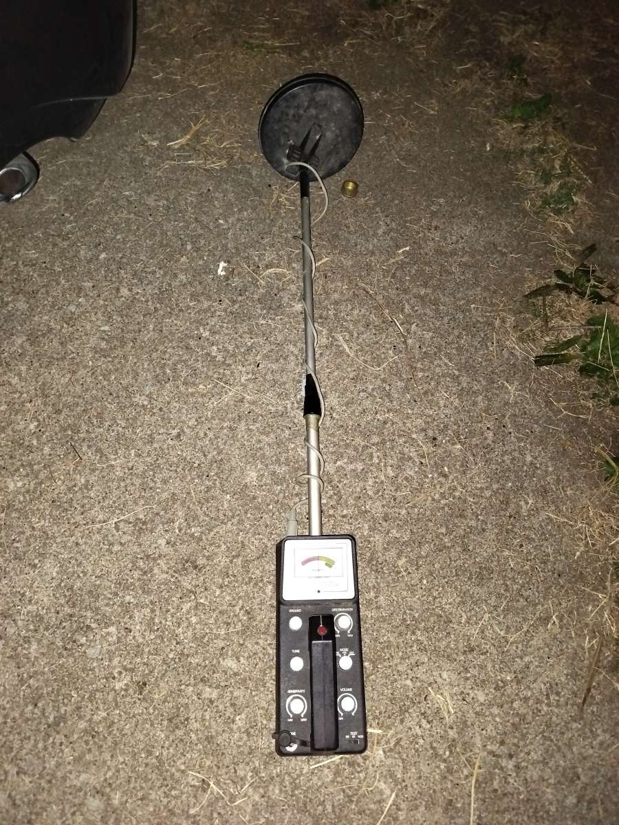 saw tool box vac pipe bender and metal detectors