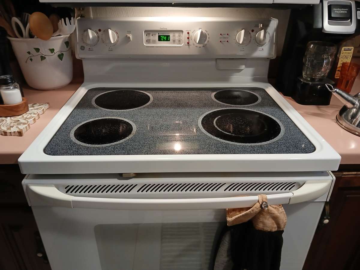 GE ELECTRIC  RANGE