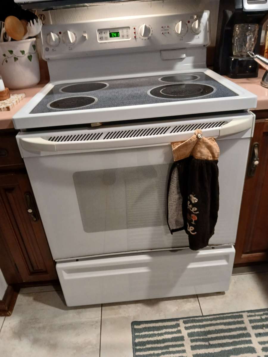 GE ELECTRIC  RANGE
