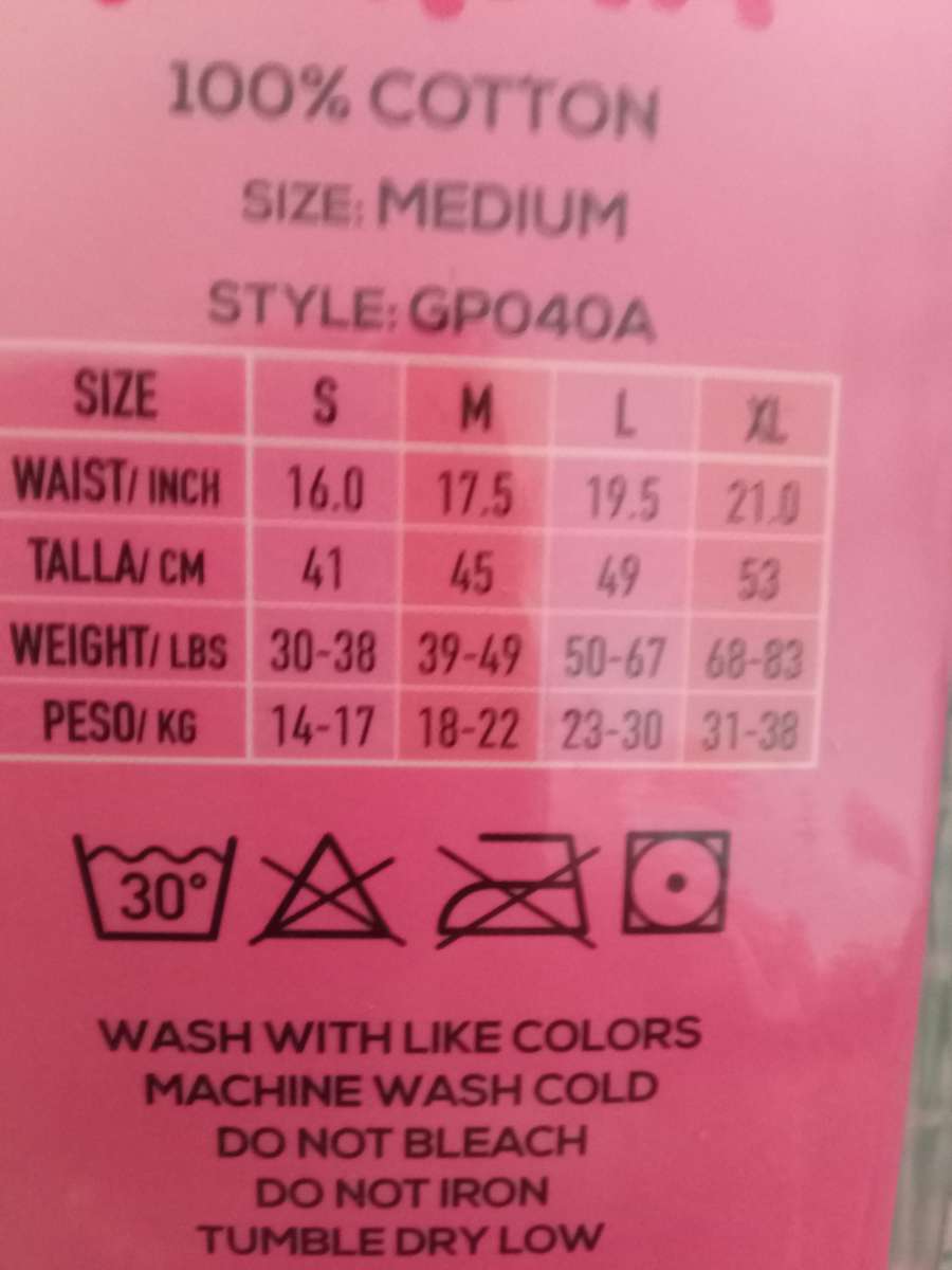 girl brief mamla on the back size