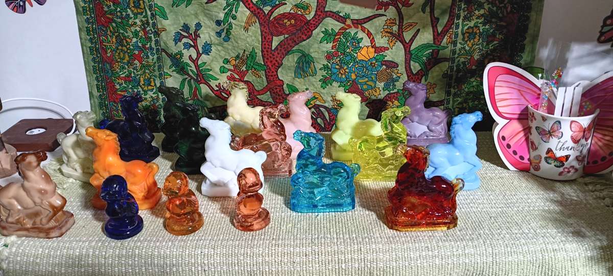 Boyd Joey glass horse