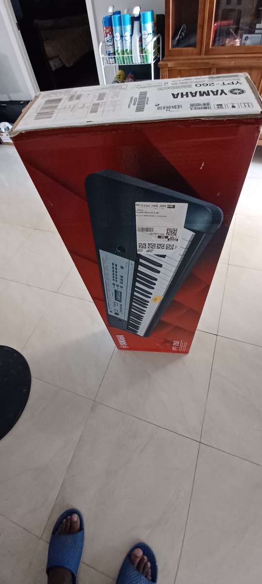 Yamaha YPT 260 Digital Keyboard