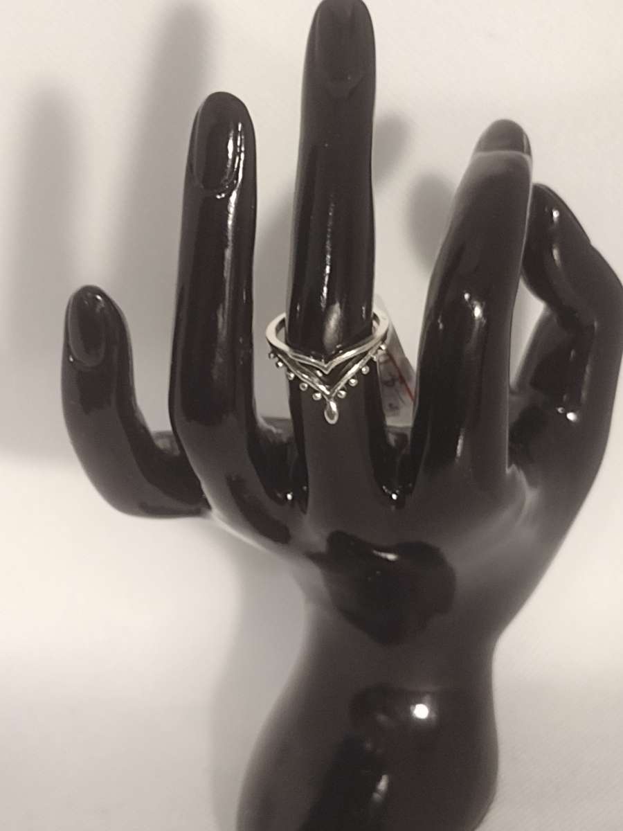 Veil Style Silver Ring