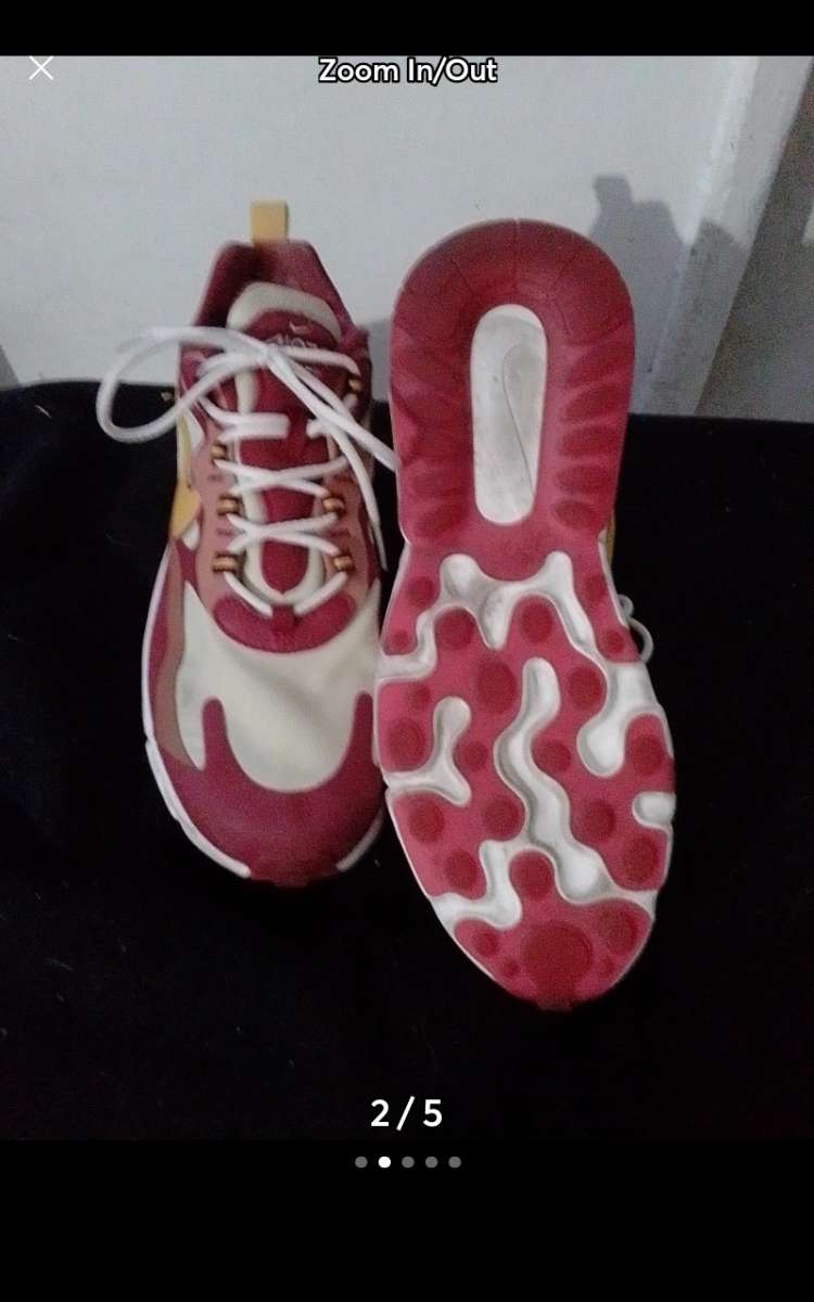 Womans Nike brown white n yellow shoes