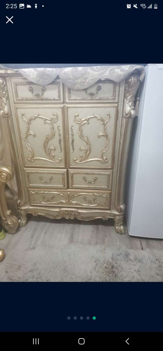 bedroom Italian Furniture Gold 7pices