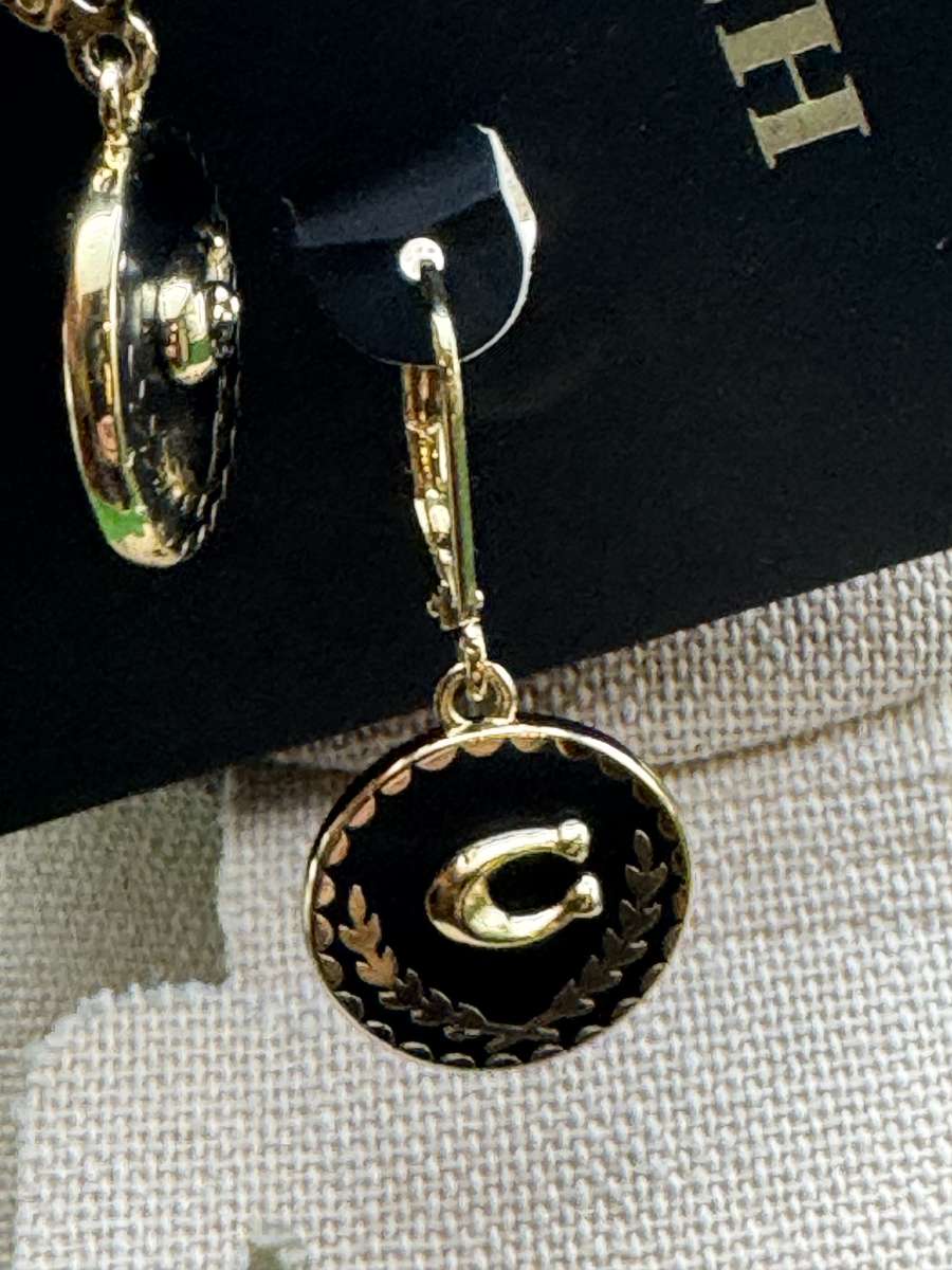 2043HCRA Beautiful Coach Classic Drop Ear Rings NWT In Origi