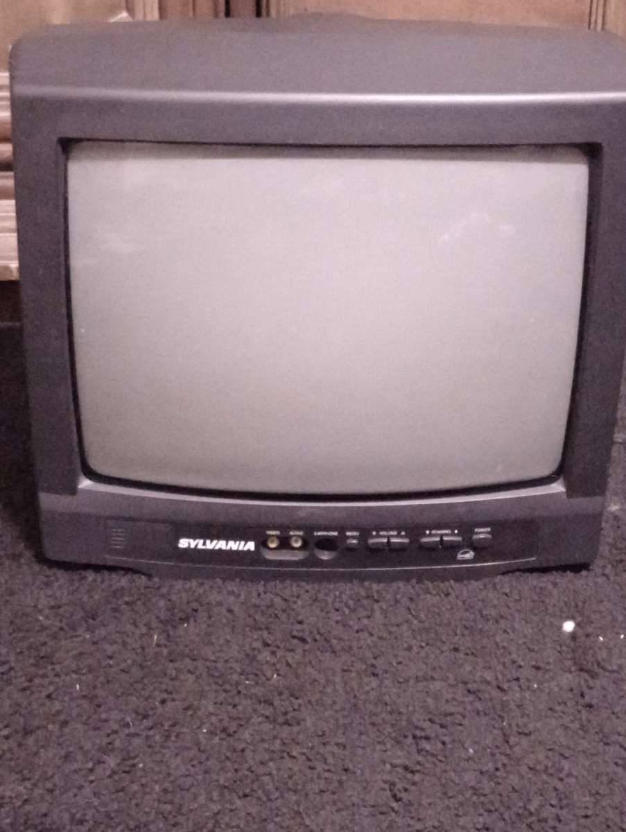 Vintage Sylvania TVK131 Television 13 TV Retro Tube