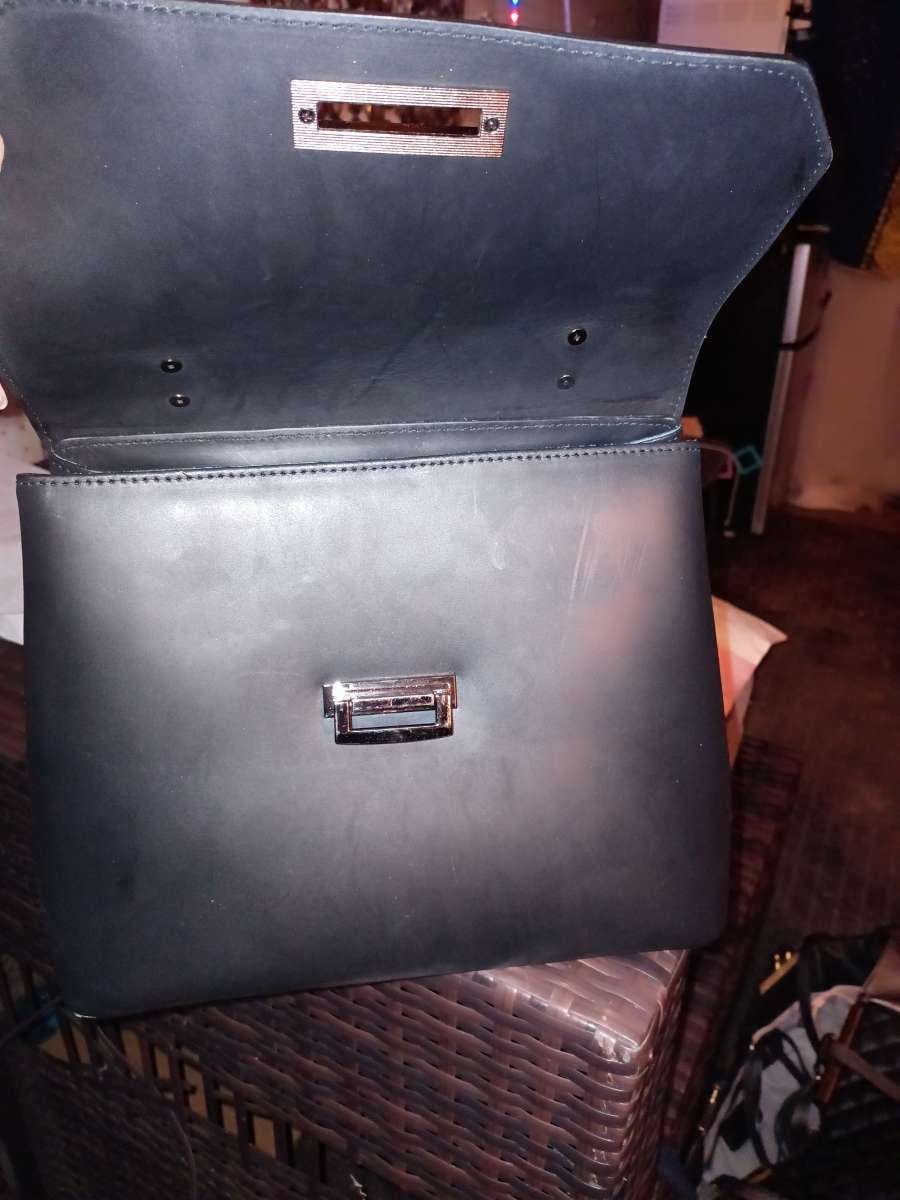Luana Ferracuti bag
