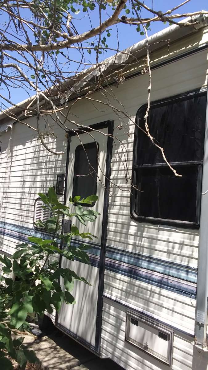 old non running RV camper