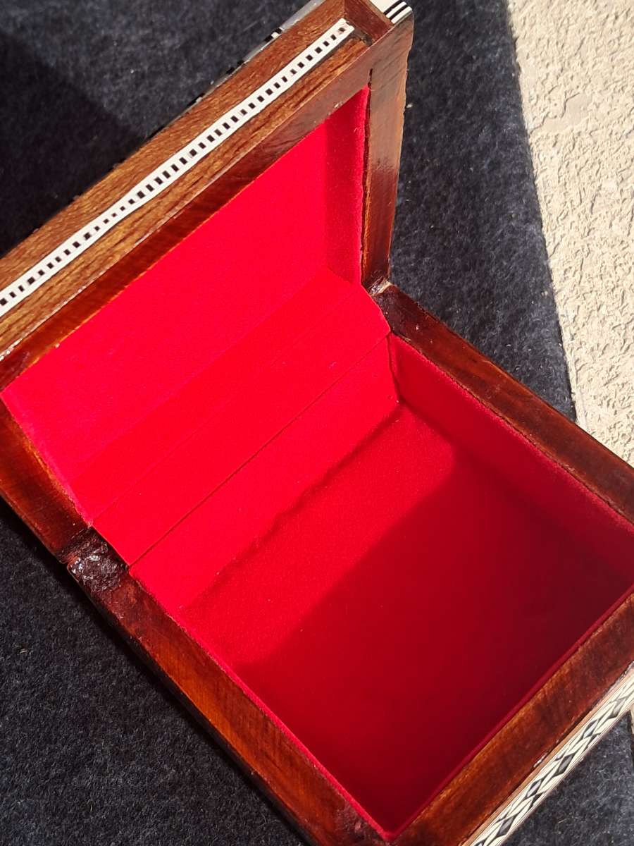 Antique Handcrafted Mother of Pearl Trinket Box