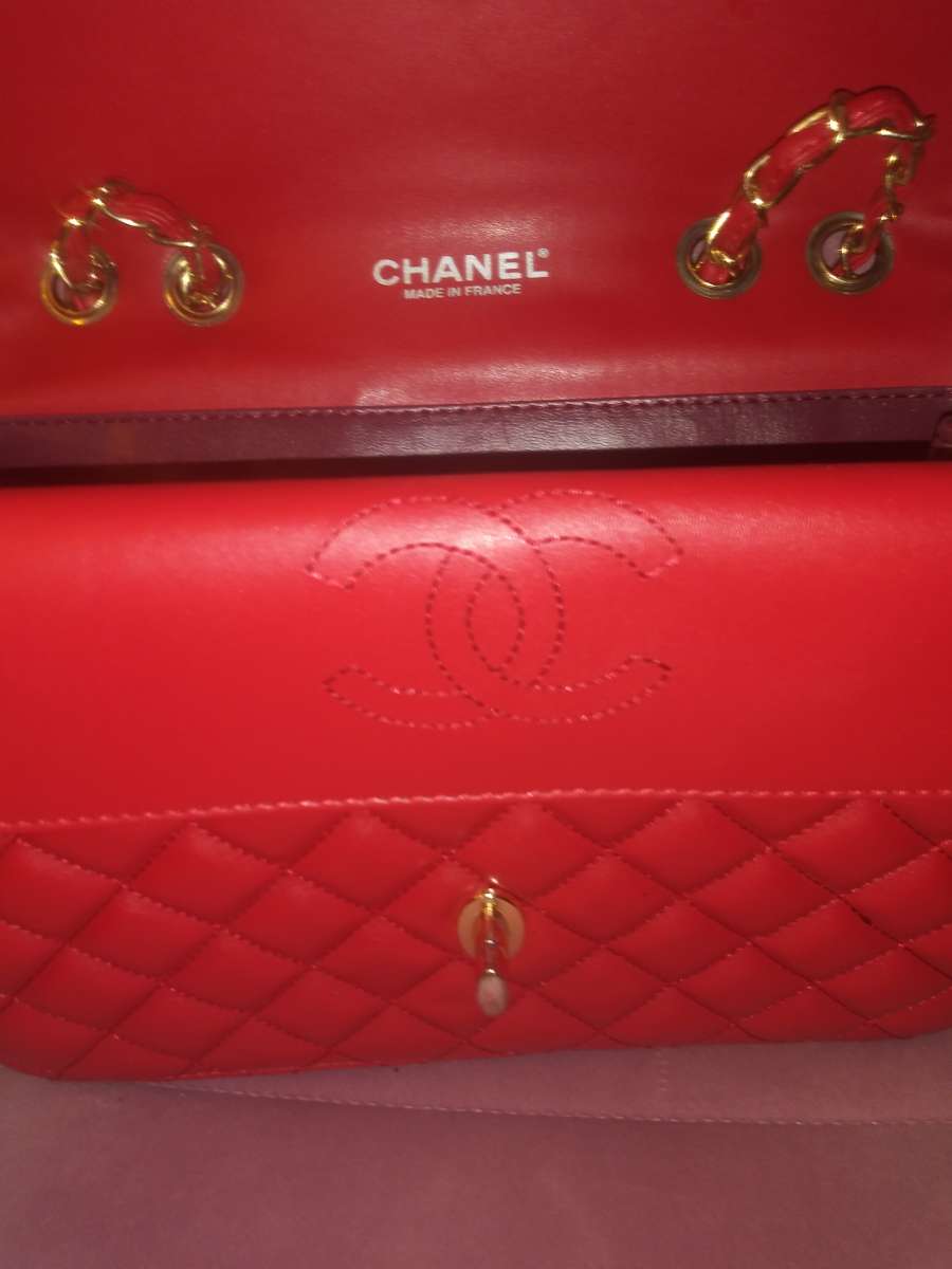 CHANEL Classic Jumbo Red Lambskin Leather Double Flap Should