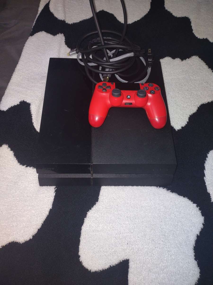 PS4 with wireless controller