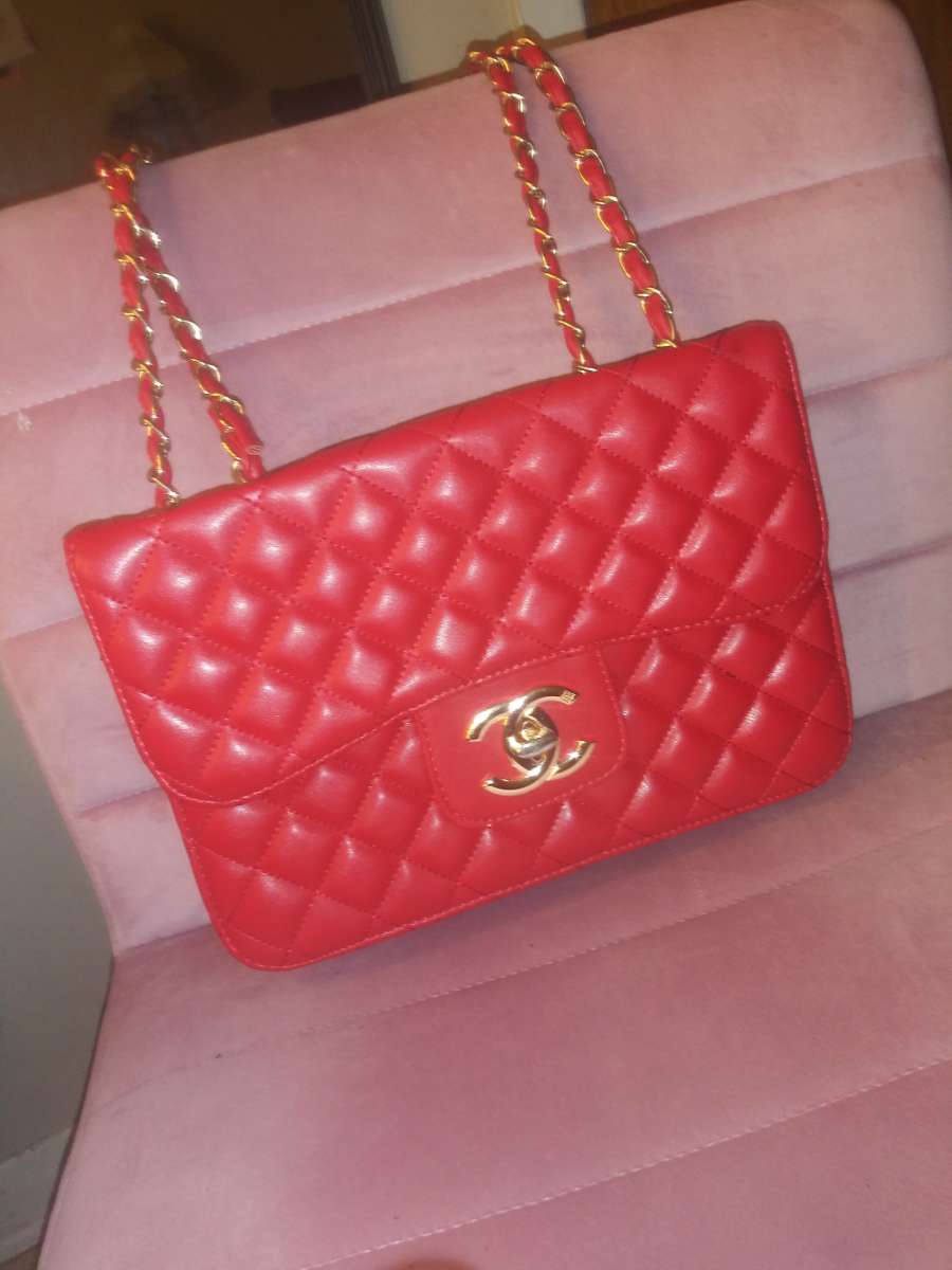 CHANEL Classic Jumbo Red Lambskin Leather Double Flap Should
