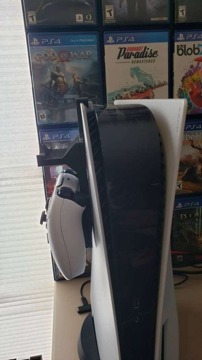 ps5 with 2 controllers