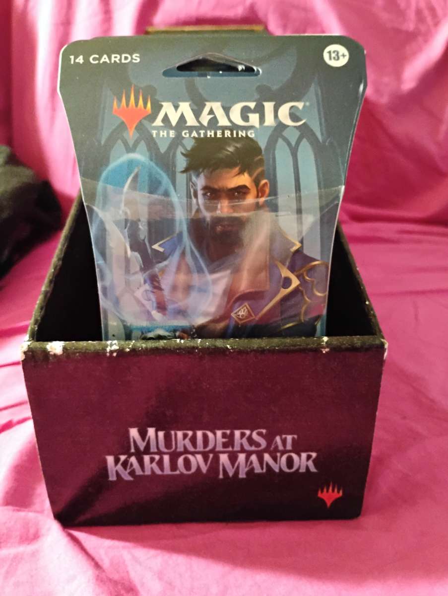 Magic The Gathering Murders at Karlov Manor booster packs