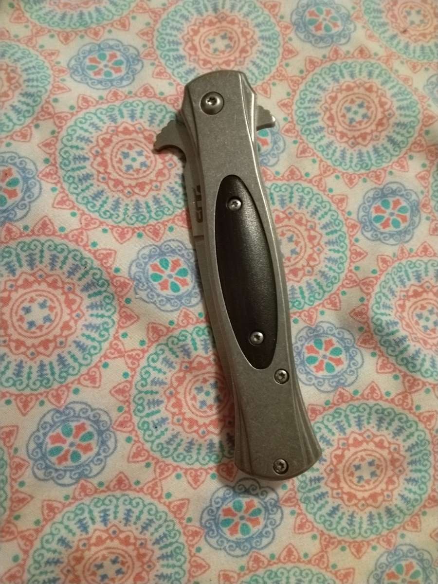 med pocket knife