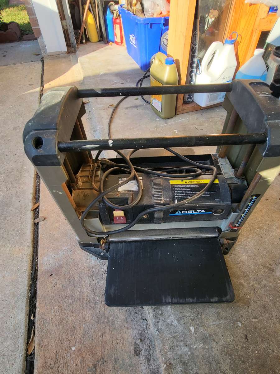 wood plainers is o really good Condition Work Asking for pri