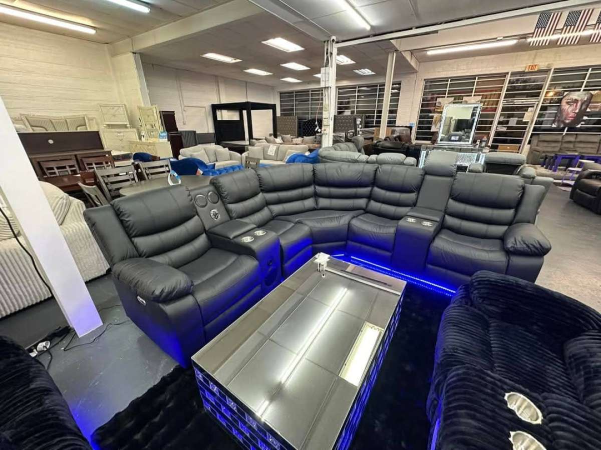 Se vende Seccional Reclinable electrico