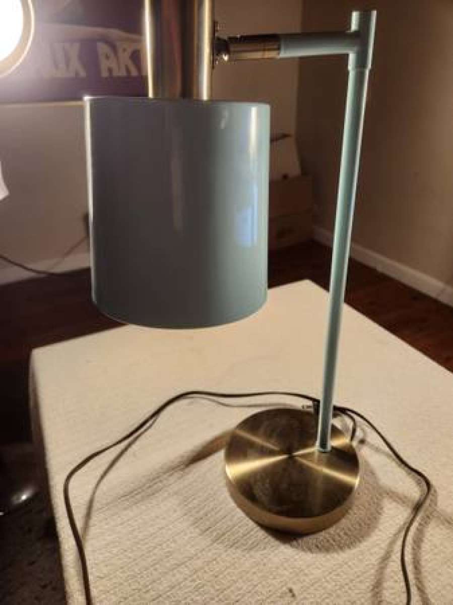 medium desk lamp