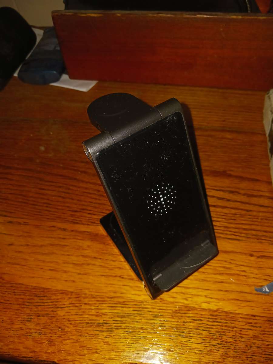 PASSPORT  WIRELESS CHARGING STATION