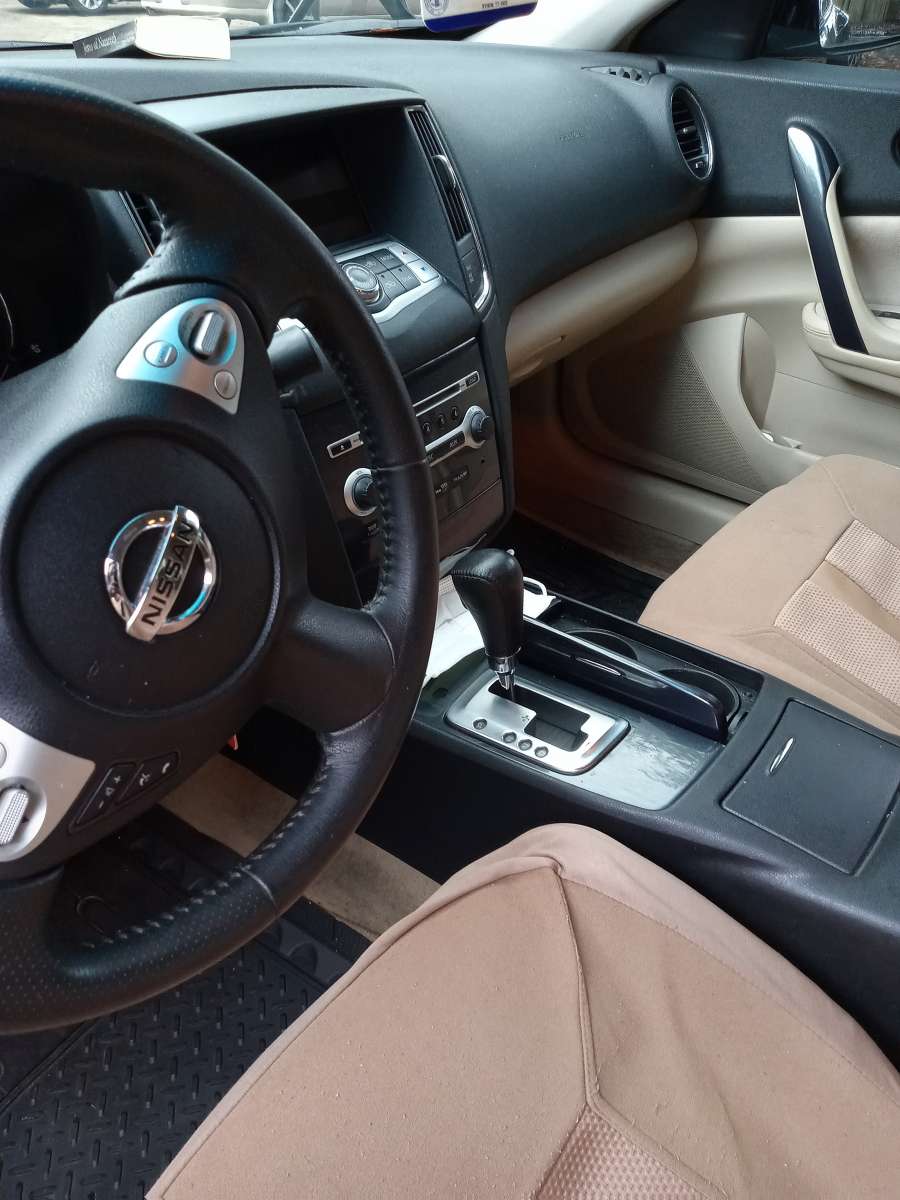 Nissan maximum