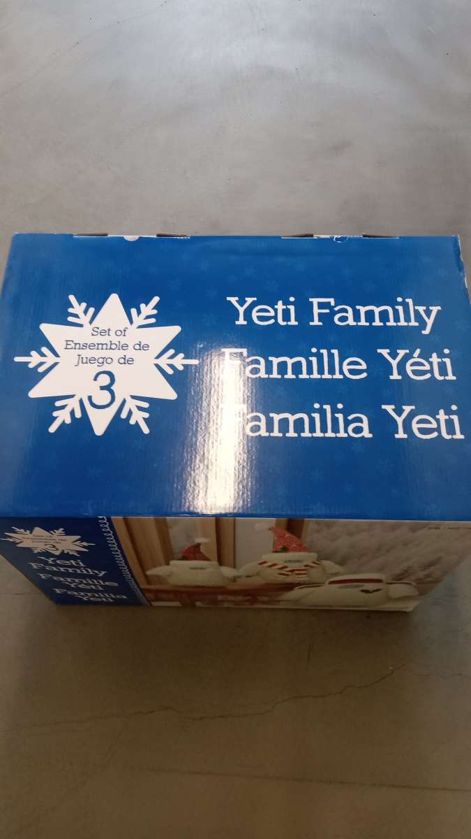 Christmas set of ensemble yeti family
