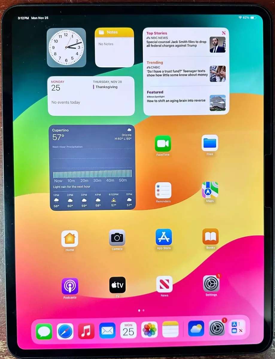 iPad Pro 13 M4 WiFi  Cellular 5G Unlocked 256GB Space Black