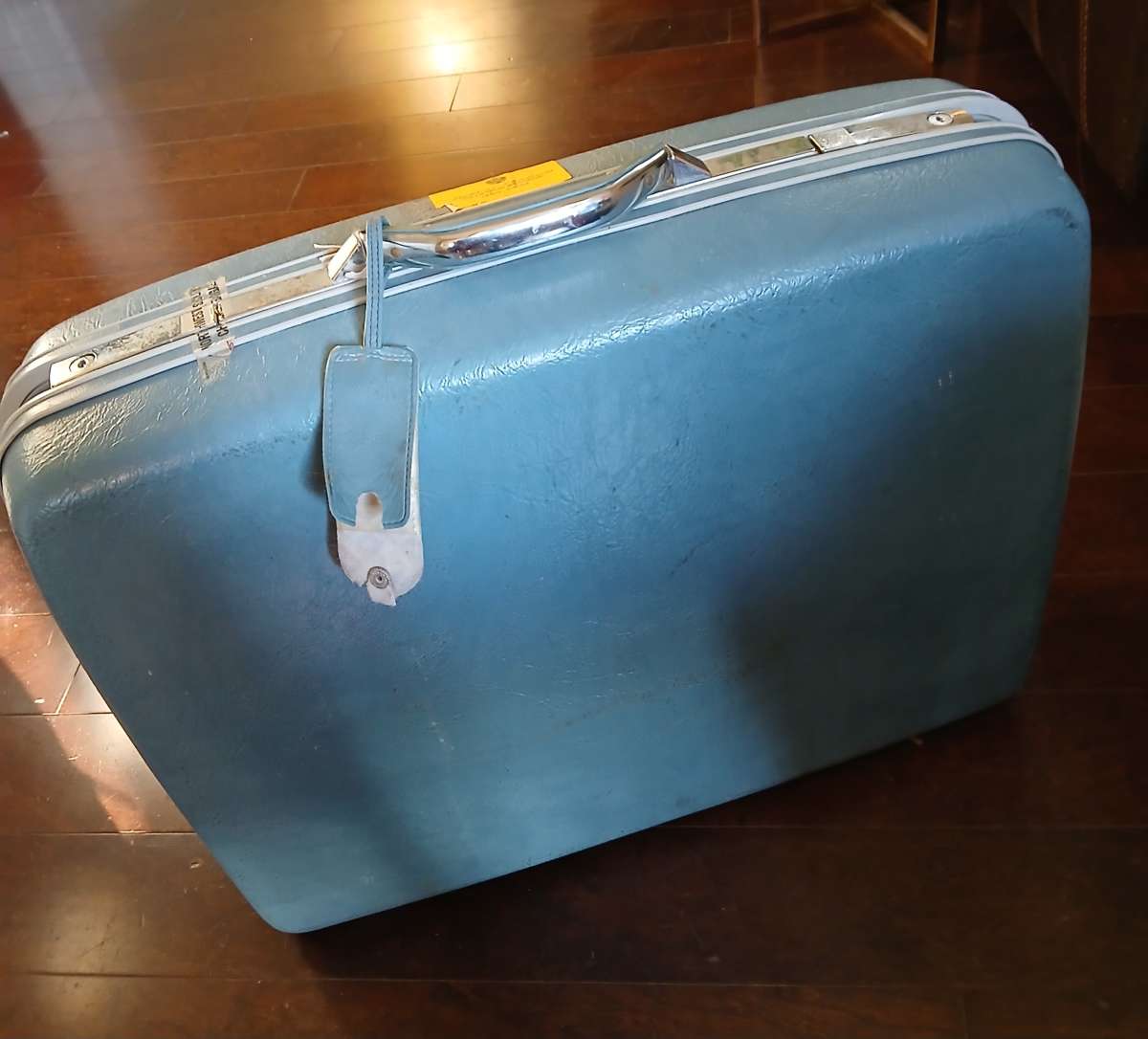 Samsonite vintage suitcase